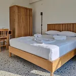 Fengari Ada Evi *