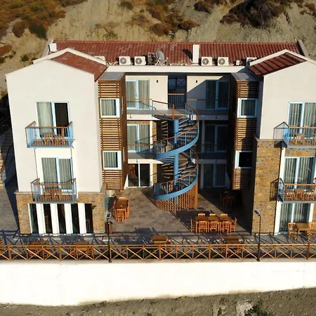 Fengari Ada Evi İmroz